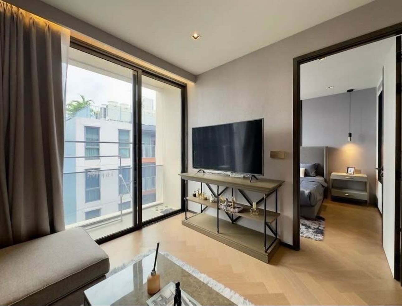 1-Bed 1-Bath 53 sqm Condo at The Reserve Hideaway Ekkamai near BTS Ekkamai for Rent 58K THB or Sale 13.9M THB