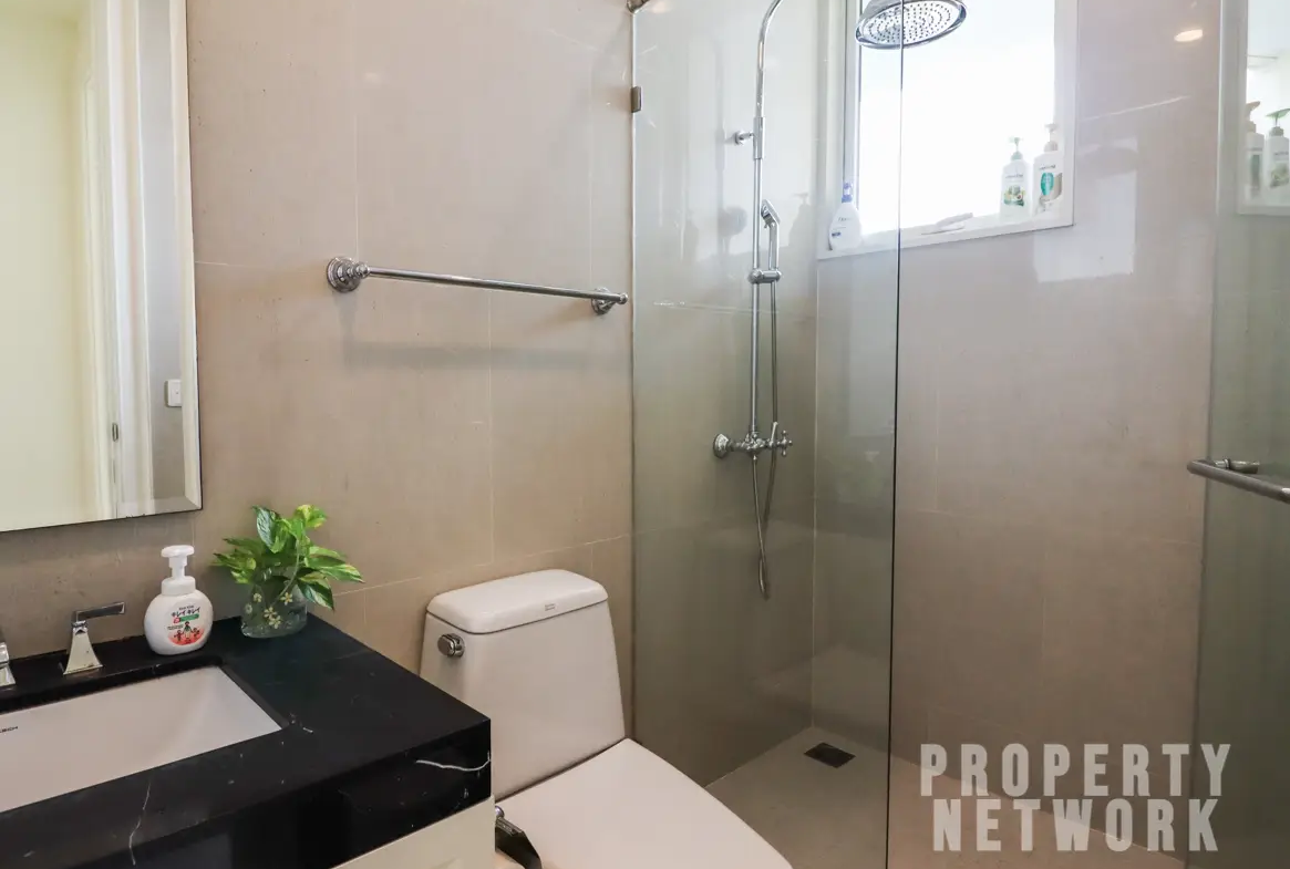 2-Bed 2-Bath 111 sqm Royce Private Residences Condo Near MRT Sukhumvit For Sale 21M THB