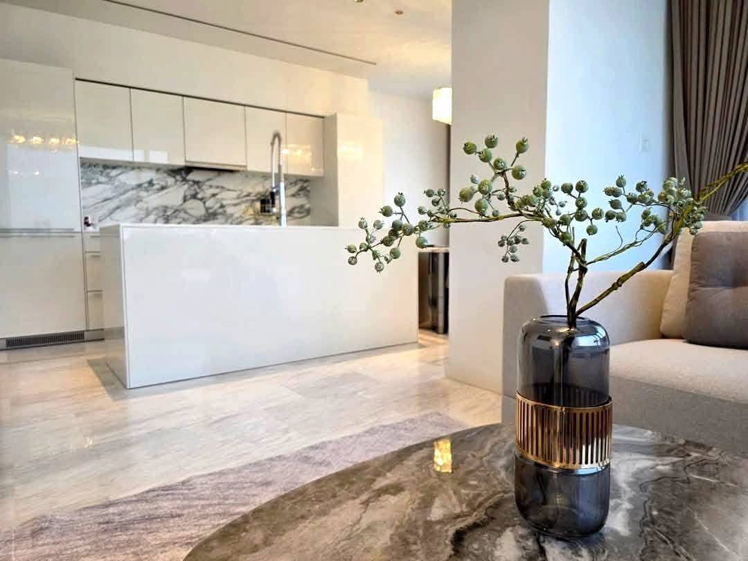 2-Bed 3-Bath 117 sqm Four Seasons Condo Near BTS Saphan Taksin for Rent 300K THB