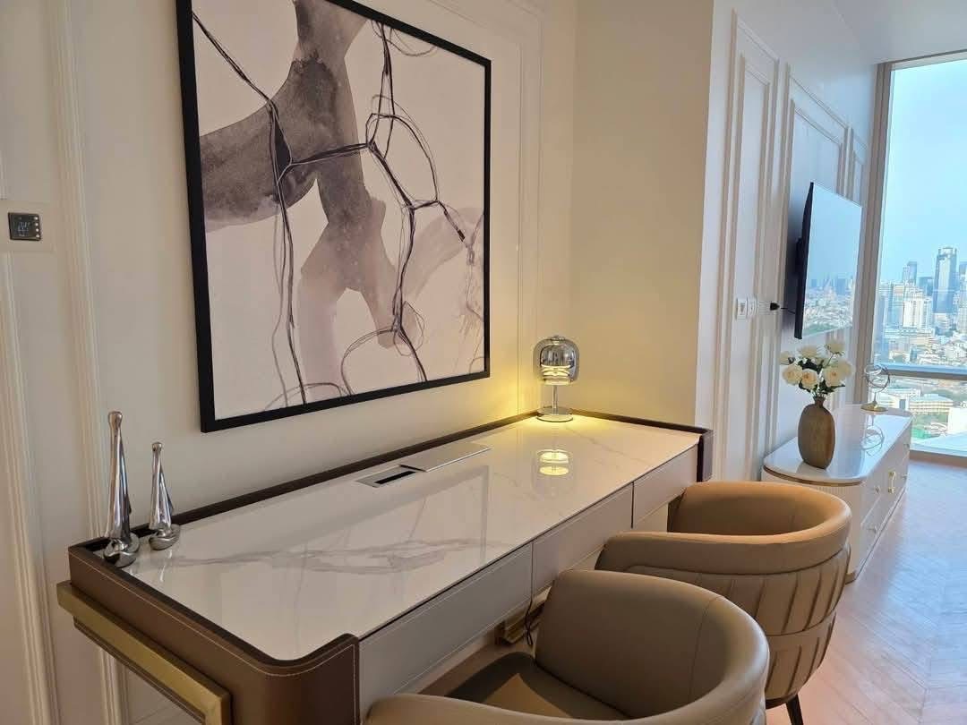 2-Bed 3-Bath 117 sqm Four Seasons Condo Near BTS Saphan Taksin for Rent 300K THB