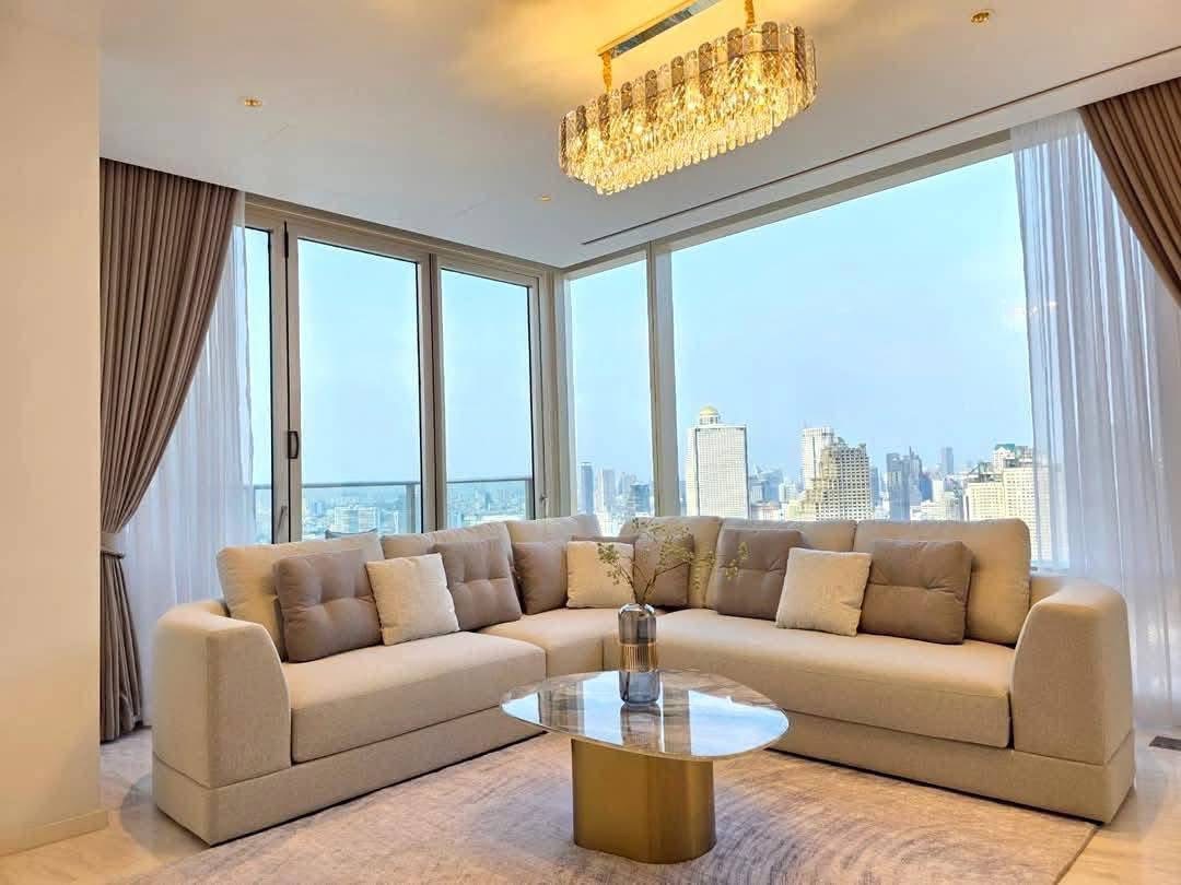 2-Bed 3-Bath 117 sqm Four Seasons Condo Near BTS Saphan Taksin for Rent 300K THB