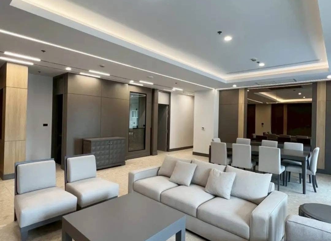 4-Bed 3-Bath 230 sqm Royal Residence Park Condo Near BTS Ploenchit MRT Lumpini for Rent 175K THB