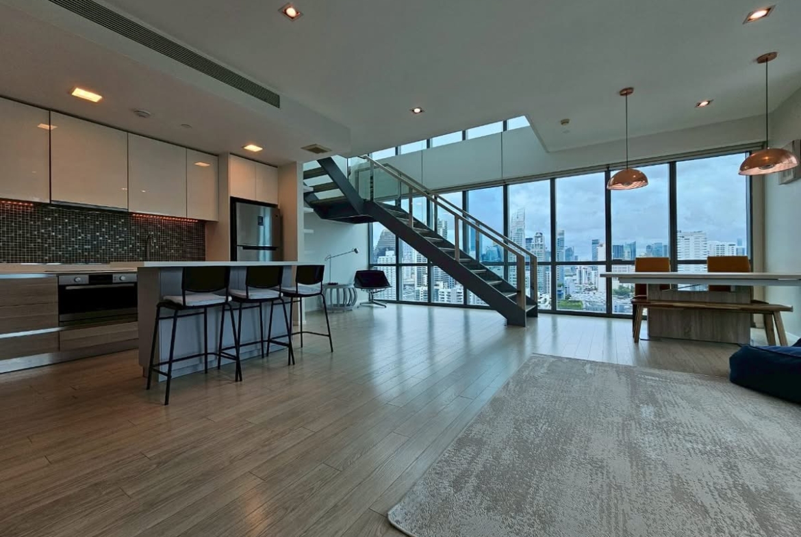 2-Bed 2-Bath 120 sqm The Room Asoke 21 Condo Near BTS Asoke MRT Sukhumvit for Rent 80K THB