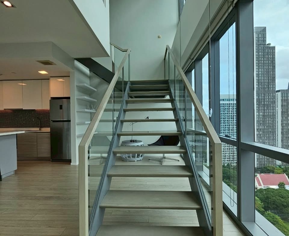 2-Bed 2-Bath 120 sqm The Room Asoke 21 Condo Near BTS Asoke MRT Sukhumvit for Rent 80K THB