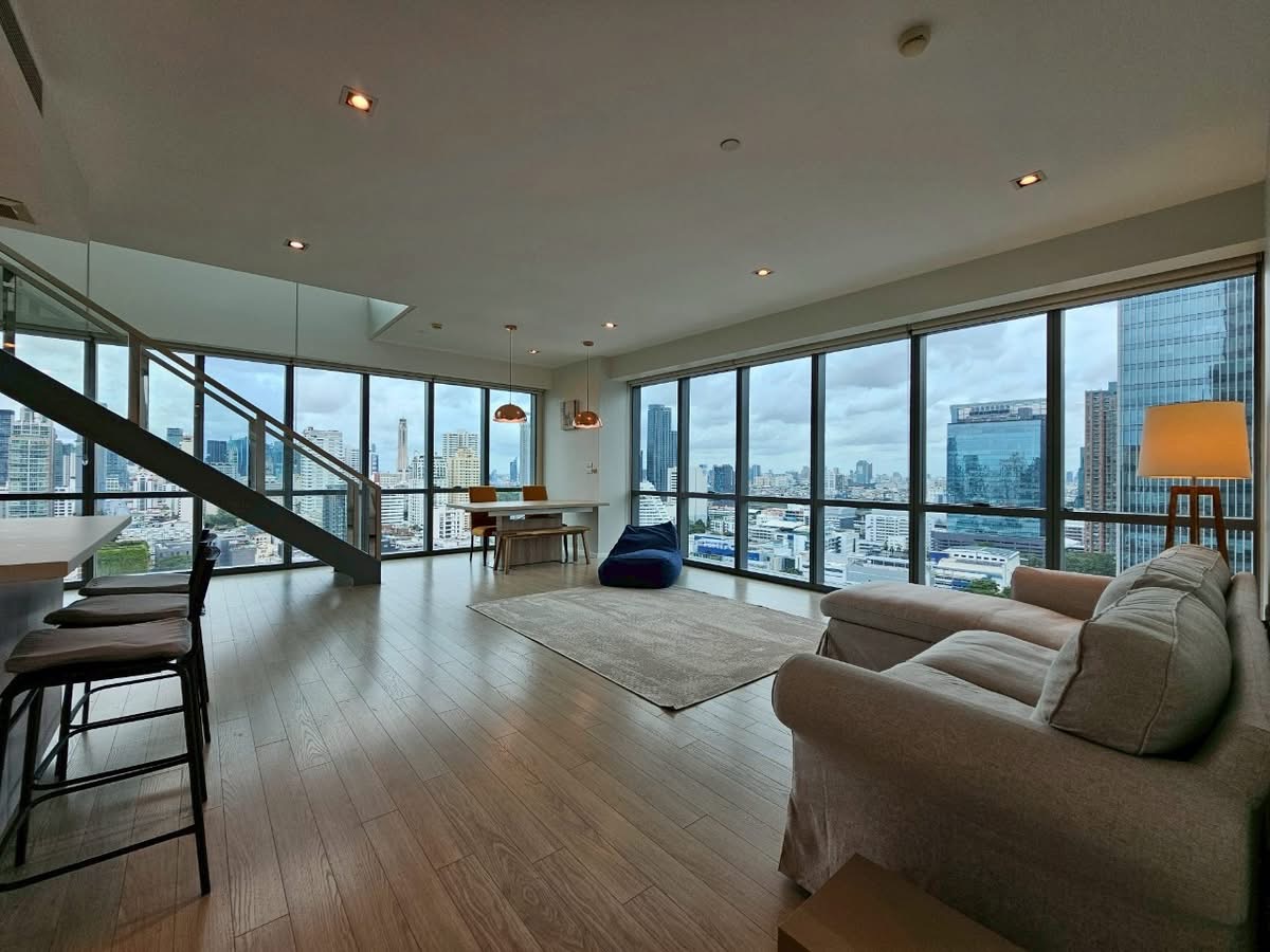 2-Bed 2-Bath 120 sqm The Room Asoke 21 Condo Near BTS Asoke MRT Sukhumvit for Rent 80K THB