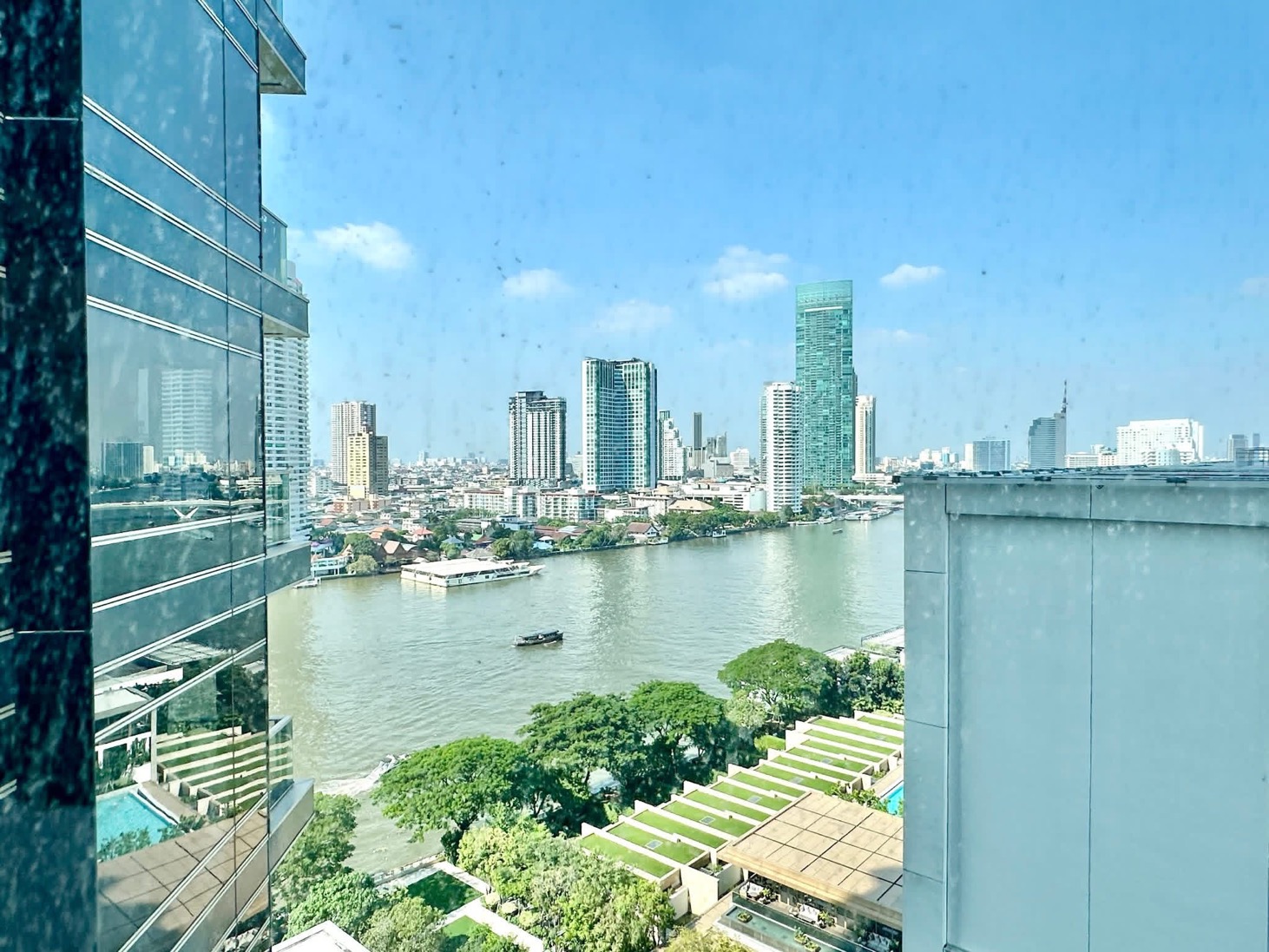 3-Bed 4-Bath 250 sqm Four Seasons Condo near BTS Saphan Taksin for Rent 380K THB