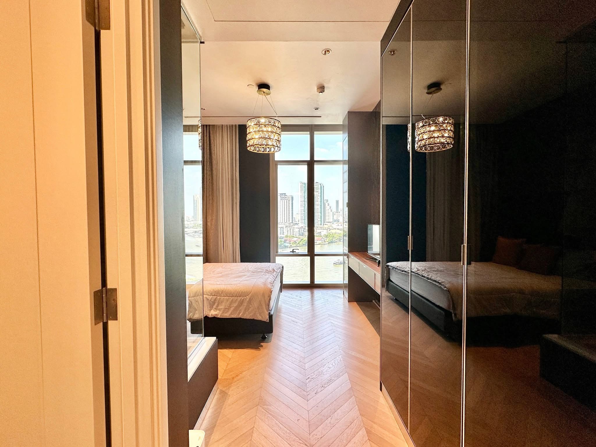 3-Bed 4-Bath 250 sqm Four Seasons Condo near BTS Saphan Taksin for Rent 380K THB