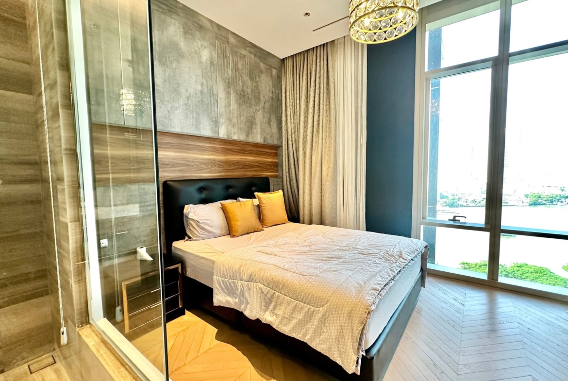 3-Bed 4-Bath 250 sqm Four Seasons Condo near BTS Saphan Taksin for Rent 380K THB
