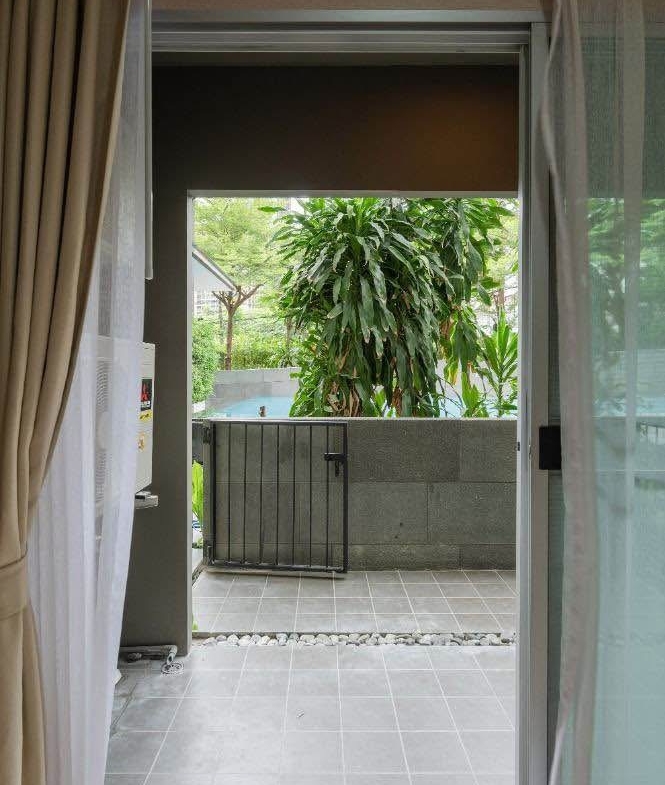 2-Bed 2-Bath 78.47 sqm Condo at The Seed Musee Sukhumvit 26 near BTS Phrom Phong for Sale 7.59M THB