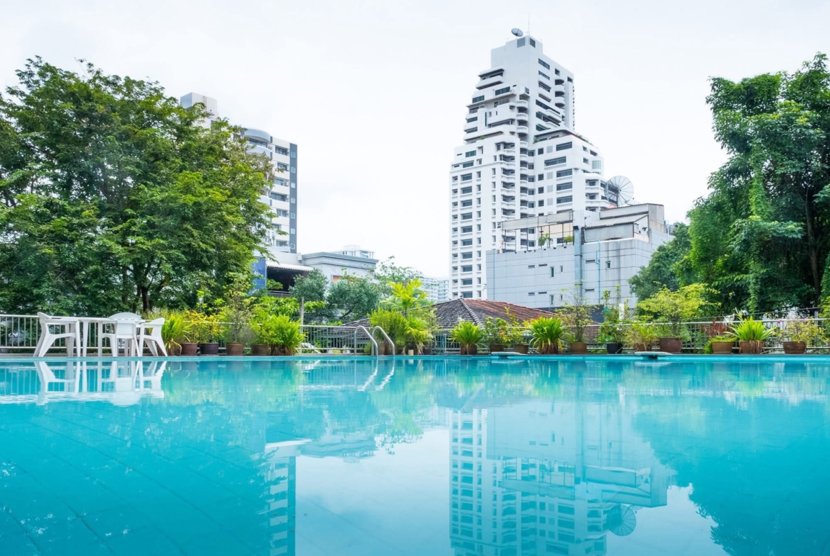 4-Bed 4-Bath 250 sqm KC Court Apartment Near BTS Thong Lo for Rent 80K THB