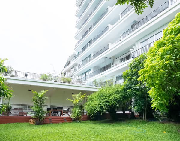 4-Bed 4-Bath 250 sqm KC Court Apartment Near BTS Thong Lo for Rent 80K THB