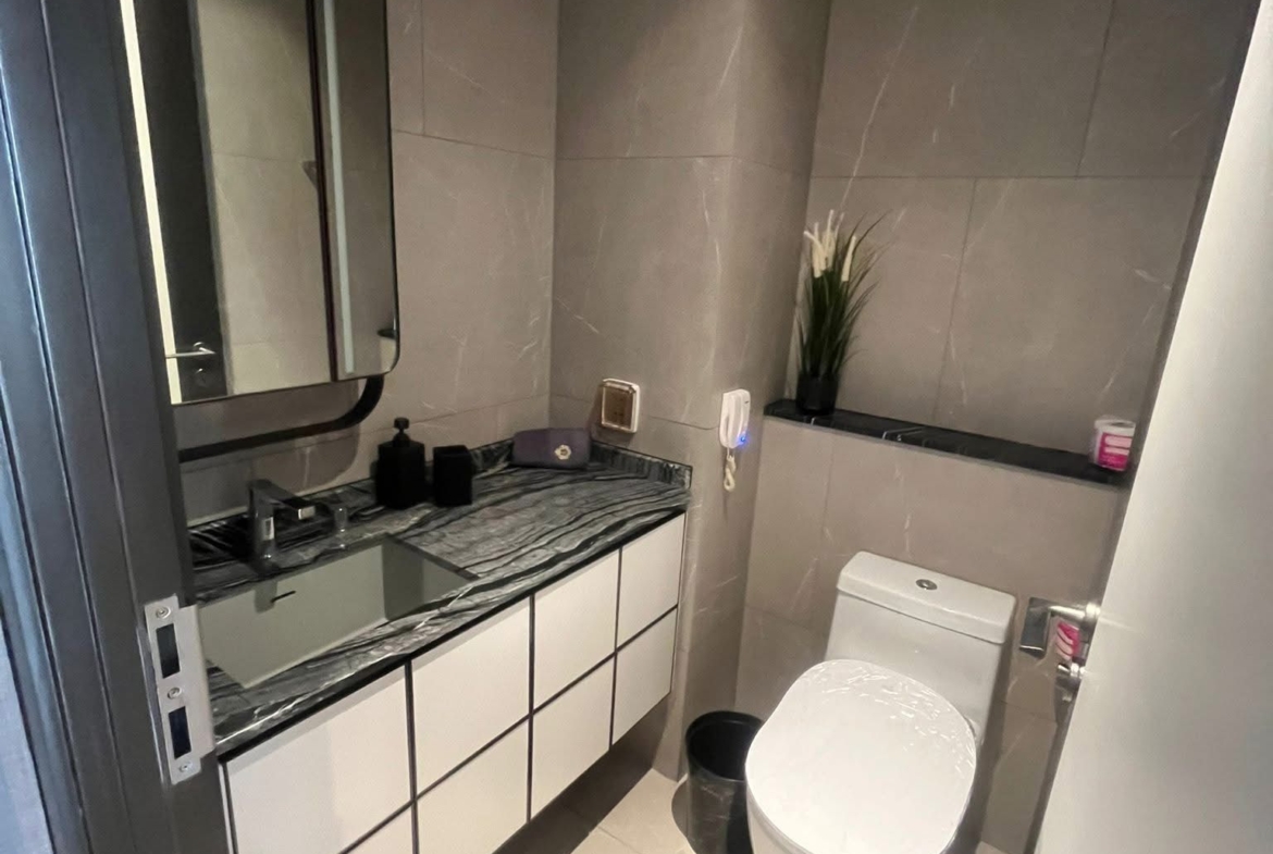 1-Bed 1-Bath 49 sqm Condo at THE RESERVE 61 HIDEAWAY near BTS Ekkamai for Rent 55K THB