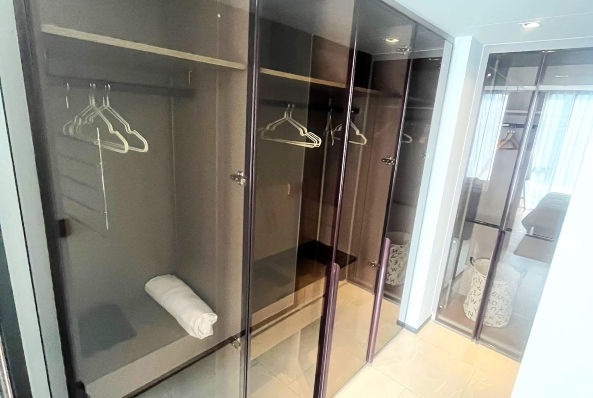 1-Bed 1-Bath 49 sqm Condo at THE RESERVE 61 HIDEAWAY near BTS Ekkamai for Rent 55K THB