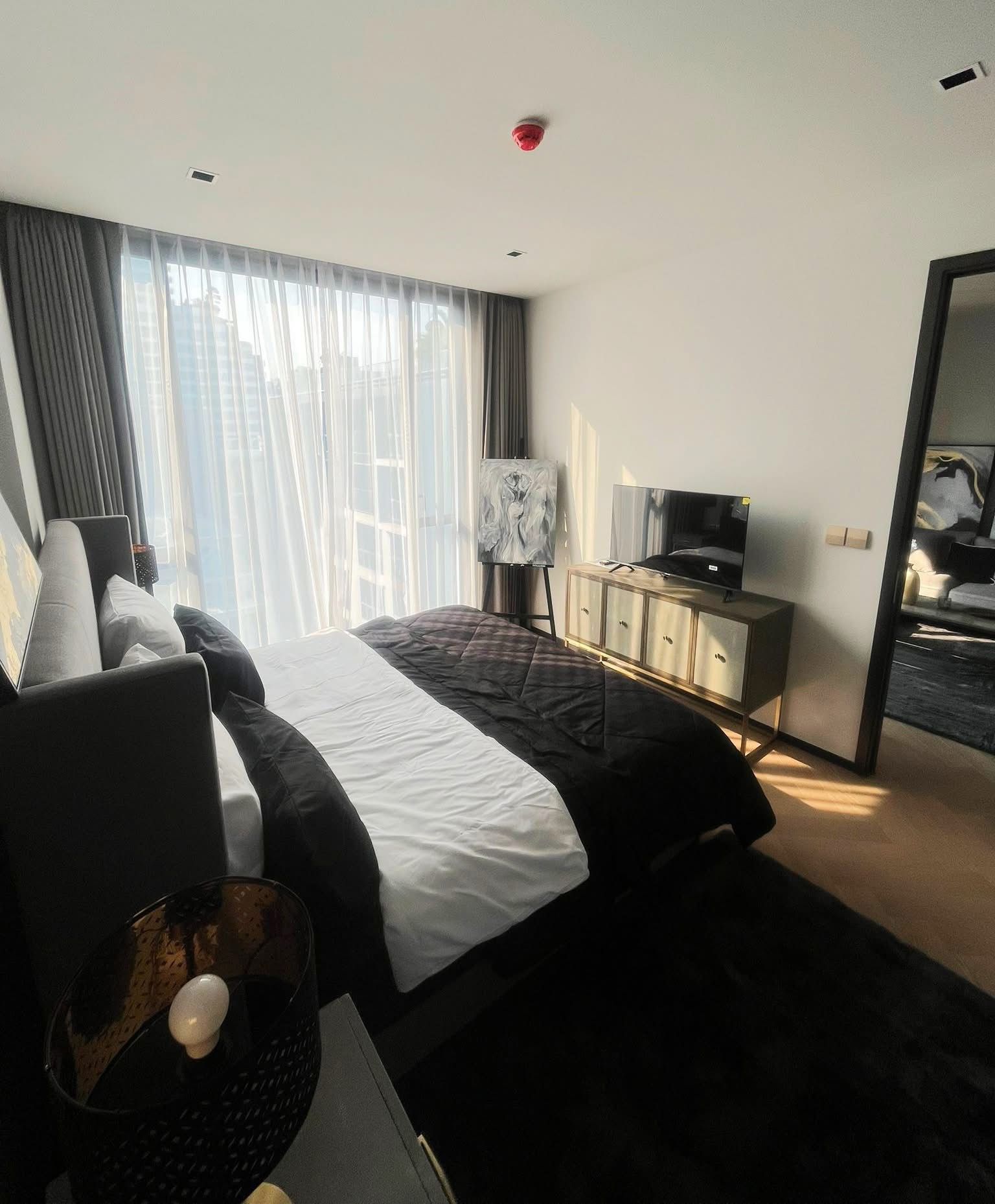 1-Bed 1-Bath 49 sqm Condo at THE RESERVE 61 HIDEAWAY near BTS Ekkamai for Rent 55K THB