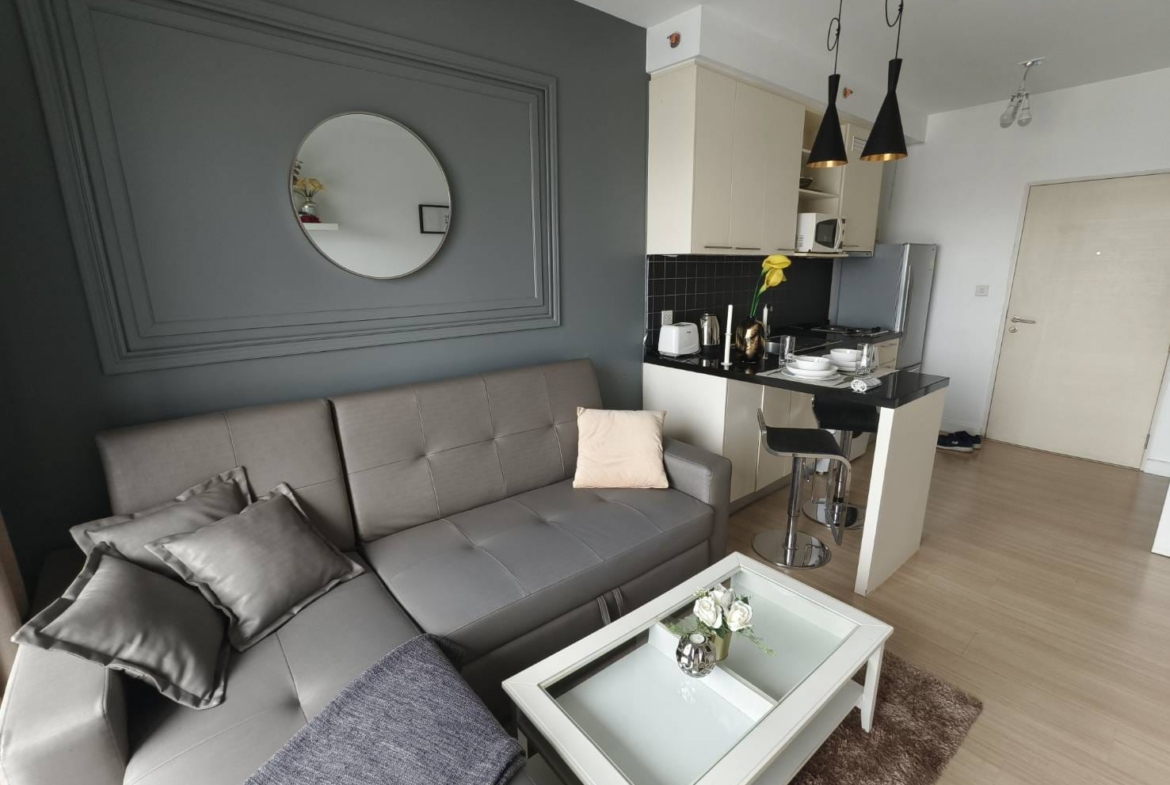 1-Bed 1-Bath 42 sqm Condo at The Seed Mingle for Sale 3.9M THB Near BTS Chong Nonsi