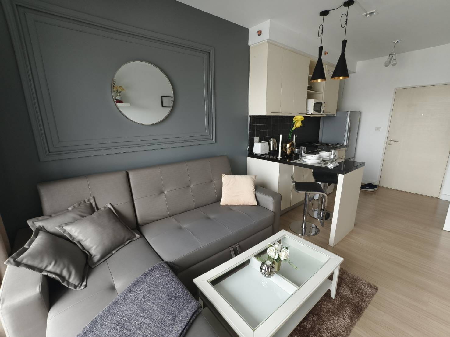 1-Bed 1-Bath 42 sqm Condo at The Seed Mingle for Sale 3.9M THB Near BTS Chong Nonsi