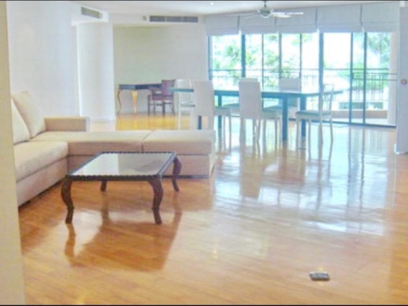 3-Bed 4-Bath 446 sqm Condo at TBI Tower near Phrom Phong BTS for Rent 100K THB