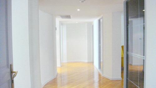 3-Bed 4-Bath 446 sqm Condo at TBI Tower near Phrom Phong BTS for Rent 100K THB