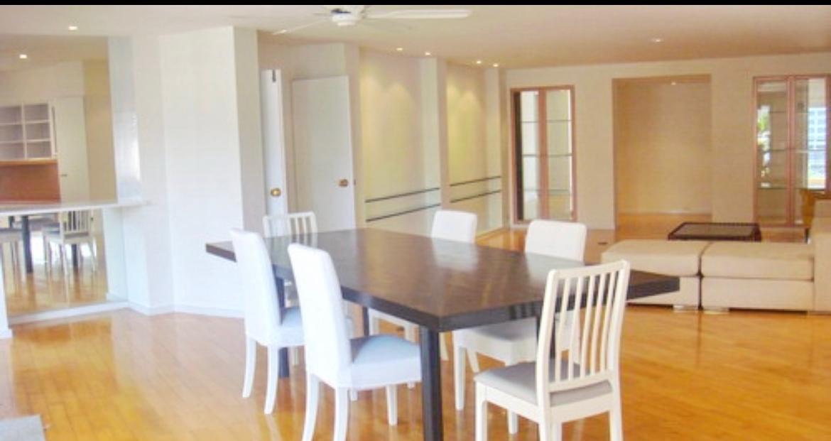 3-Bed 4-Bath 446 sqm Condo at TBI Tower near Phrom Phong BTS for Rent 100K THB