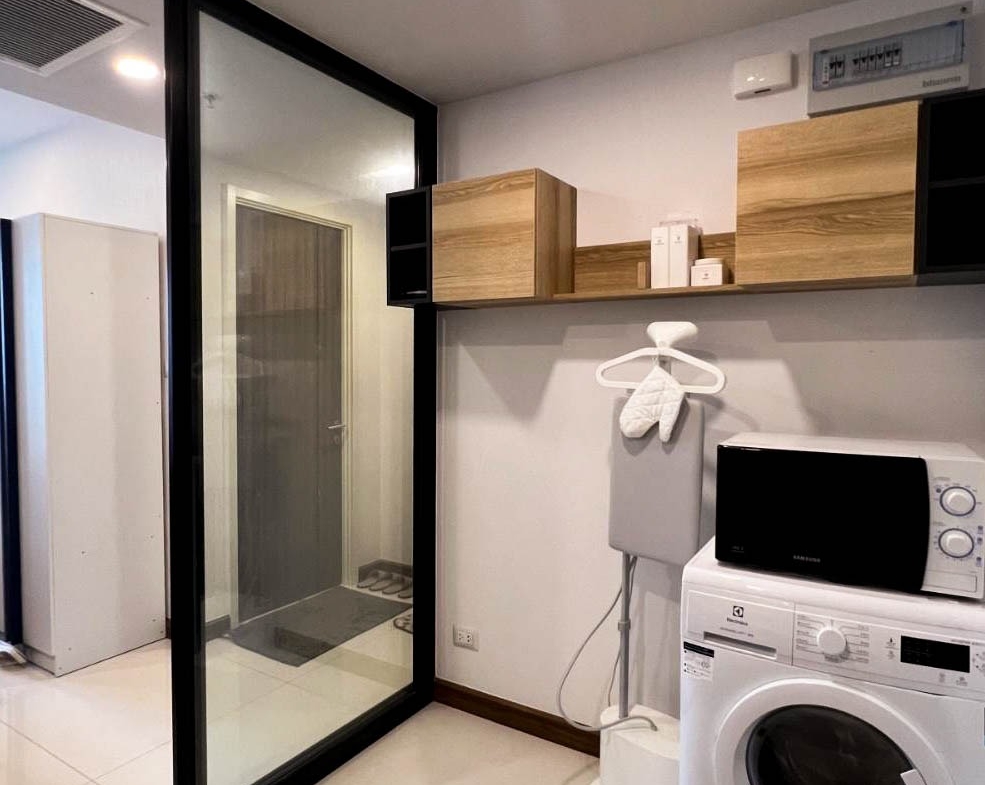 1-Bed 1-Bath 48 sqm Condo at Supalai Premier Charoen Nakhon for Sale 5.5M THB Near BTS Gold Line Charoen Nakhon