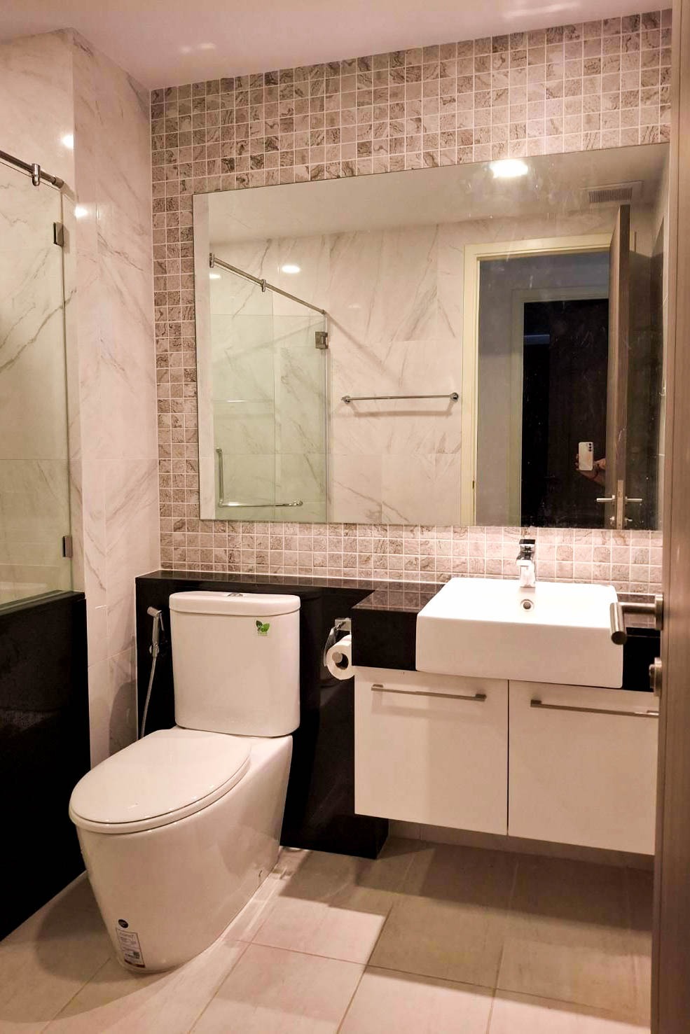 1-Bed 1-Bath 48 sqm Condo at Supalai Premier Charoen Nakhon for Sale 5.5M THB Near BTS Gold Line Charoen Nakhon