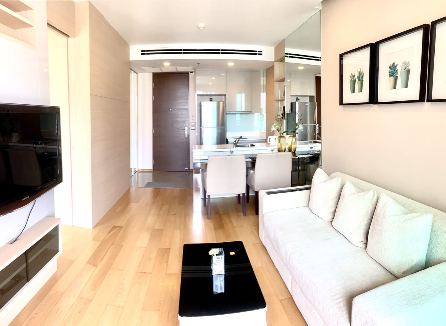 1-Bed 1-Bath 45 sqm Condo at The Address Asoke near MRT Phetchaburi for Rent 26K THB/month