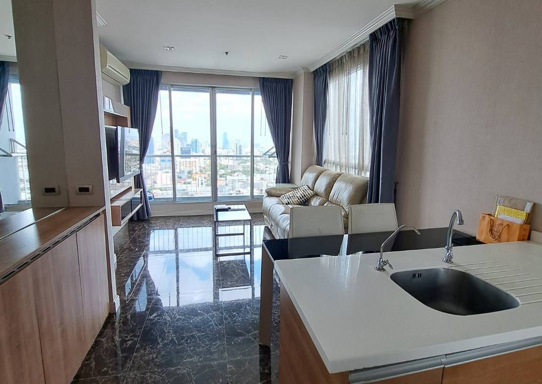 1-Bed 1-Bath 45 sqm Condo at Rhythm Sukhumvit 50 near BTS On Nut for Rent 25K THB