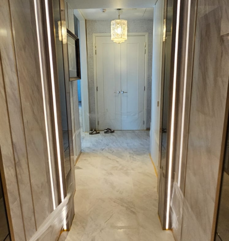 4-Bed 3-Bath 250 sqm Condo at Four Seasons Apartments near BTS Saphan Taksin for Rent 350K THB