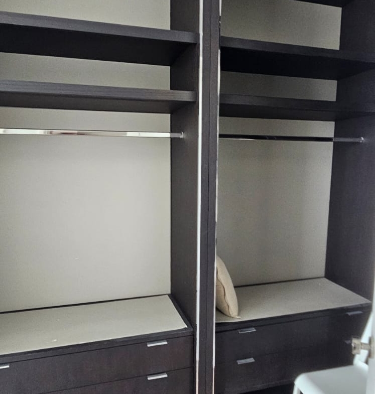 4-Bed 3-Bath 250 sqm Condo at Four Seasons Apartments near BTS Saphan Taksin for Rent 350K THB