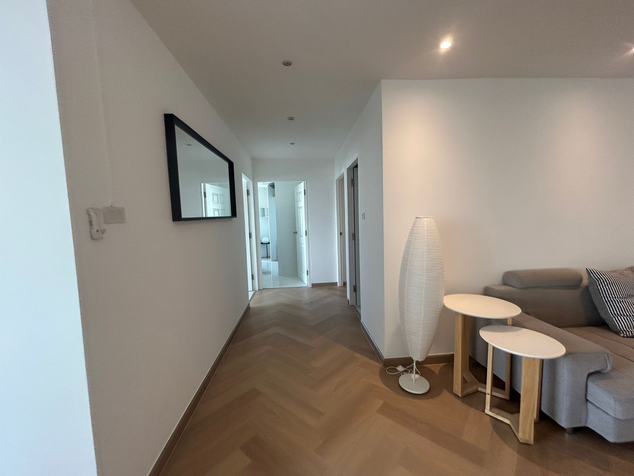 3-Bed 2-Bath 137 sqm Condo at D.S. Tower 2 Near BTS Phrom Phong for Rent 67,000 THB/month