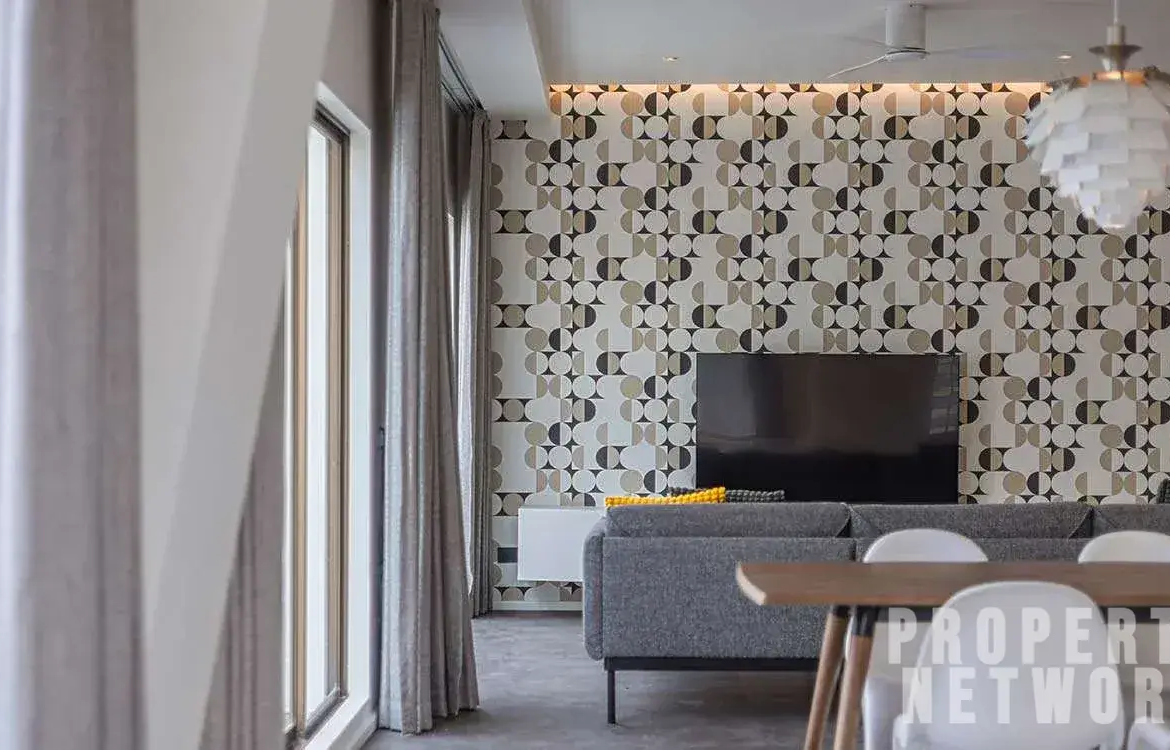 1-Bed 2-Bath 129 sqm Diamond Tower Condo near BTS Chong Nonsi for Sale 15.5M THB