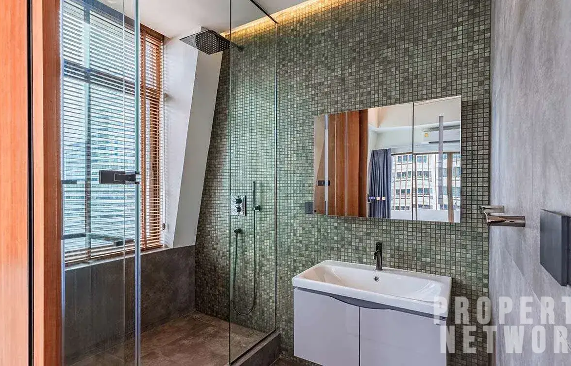 1-Bed 2-Bath 129 sqm Diamond Tower Condo near BTS Chong Nonsi for Sale 15.5M THB