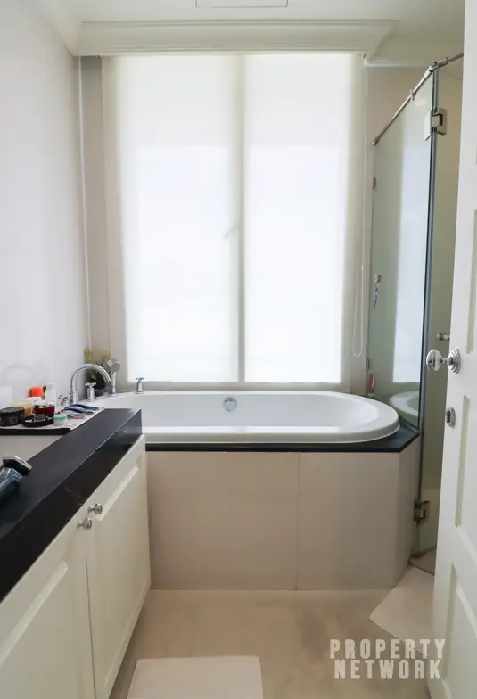 2-Bed 2-Bath 111 sqm Royce Private Residences Condo Near MRT Sukhumvit For Sale 21M THB